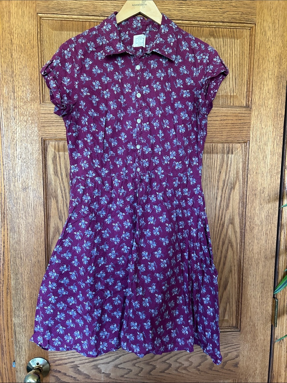 Ladies Burgundy Floral Button-Front Casual Dress